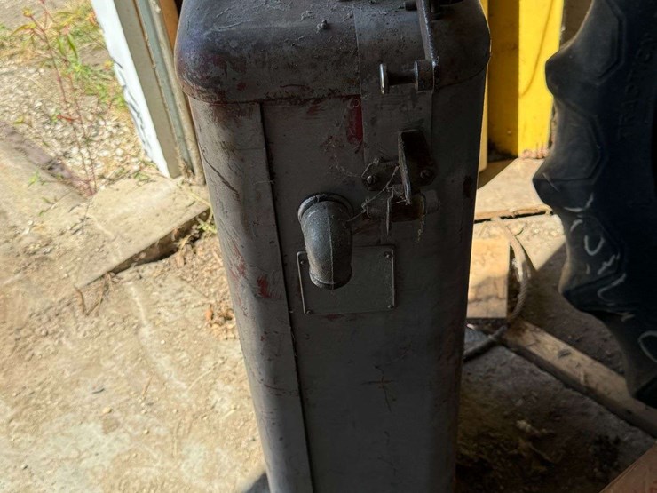 gas-pump-image-3