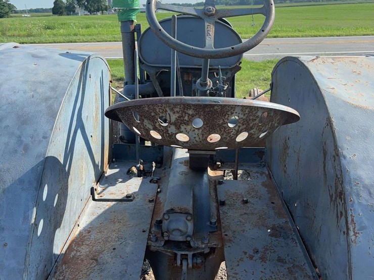 mccormick-deering-10-20-image-34