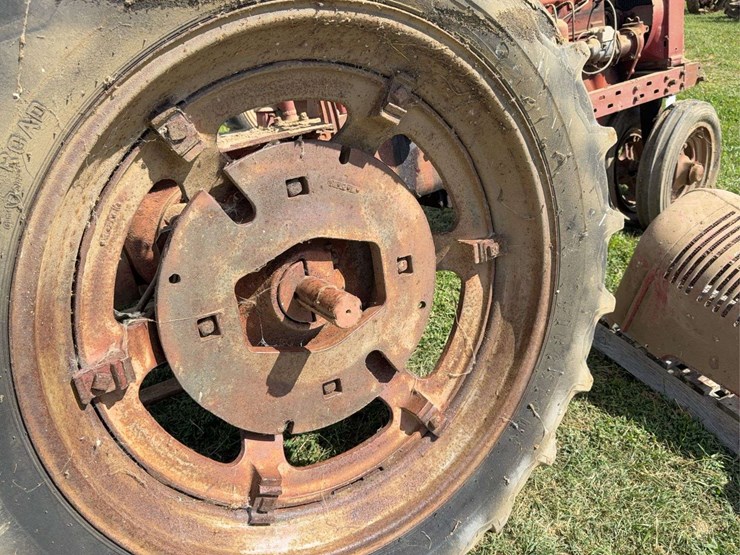 farmall-h-image-16