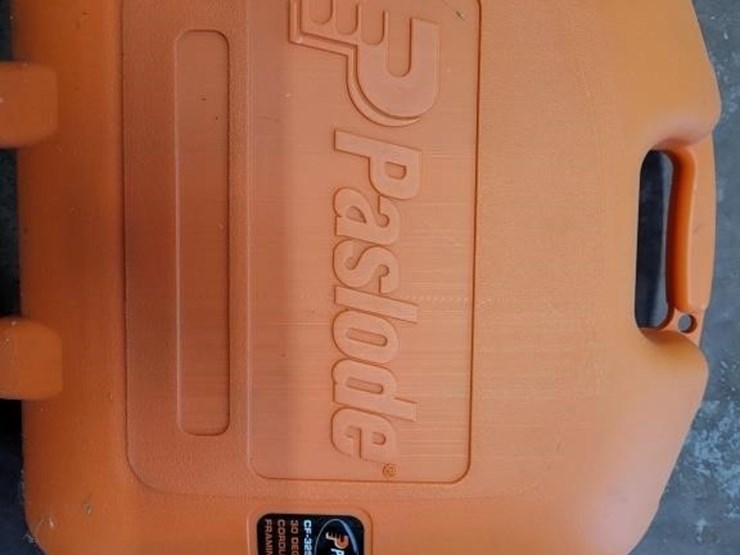 paslode-cordless-finish-nailer-image-2