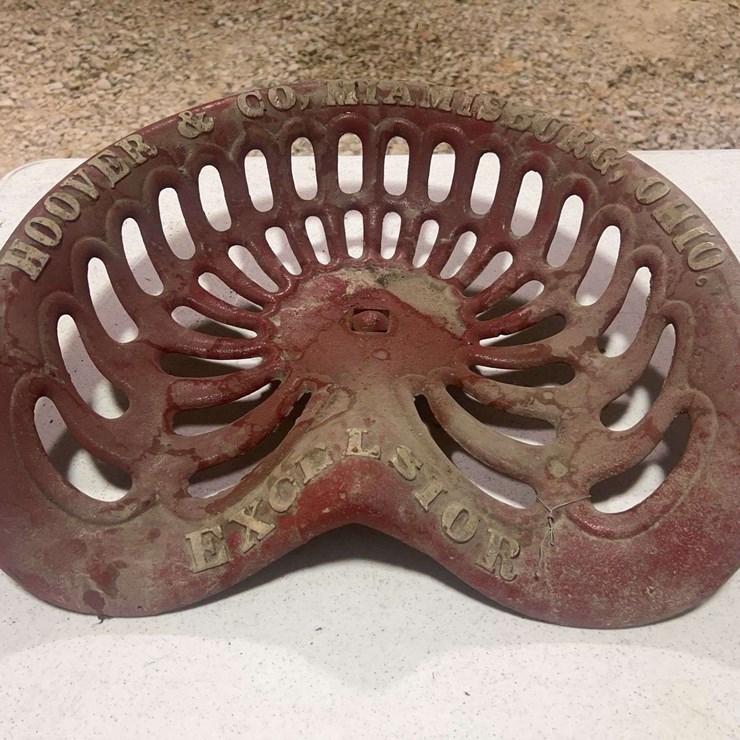 Excelsior Seat