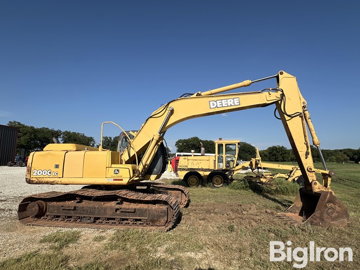 2002-deere-200c-lc-image-4
