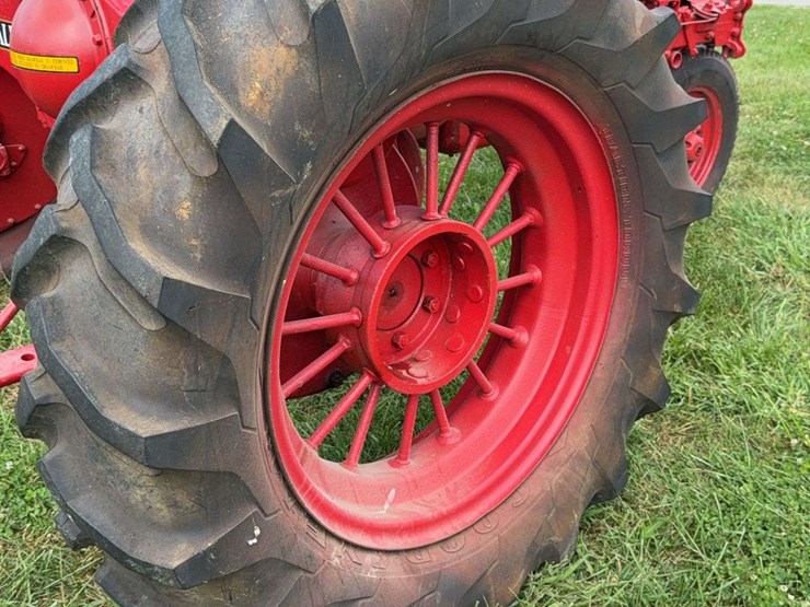 farmall-f-20-image-41