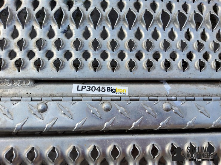peterbilt-389-image-9