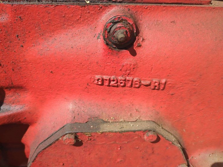 farmall-560-image-12
