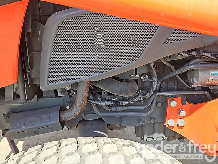 2019-kubota-l3901-image-21