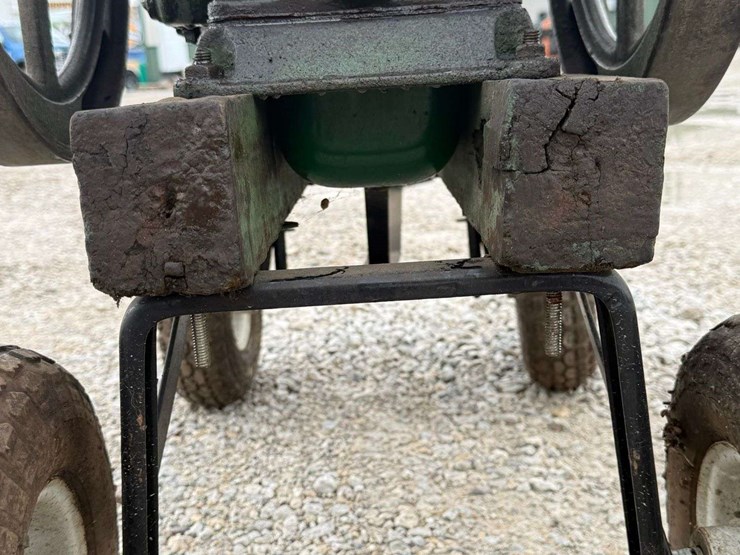 john-deere-1½-hp-type-e-hit-and-miss-engine-image-28