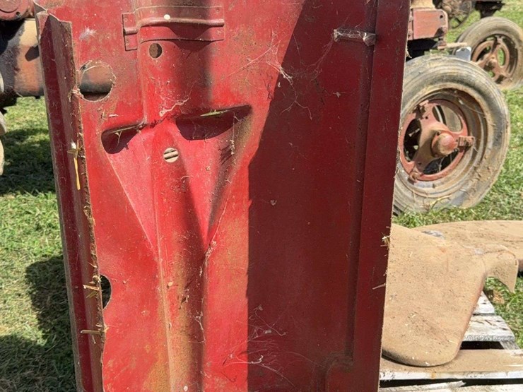 farmall-h-image-59