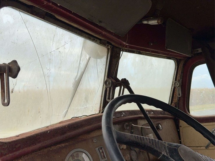 federal-grain-truck-image-81