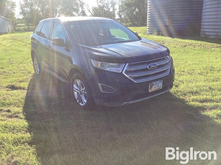 2016-ford-edge-sel-image-3