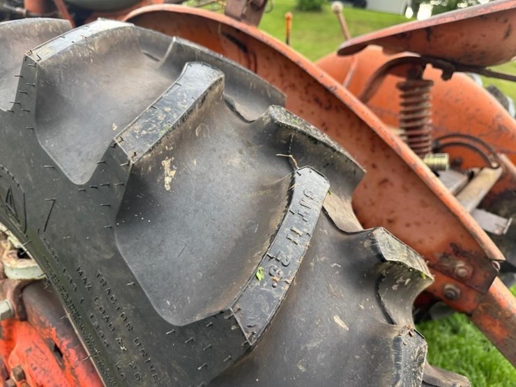 allis-chalmers-ca-tractor-image-6