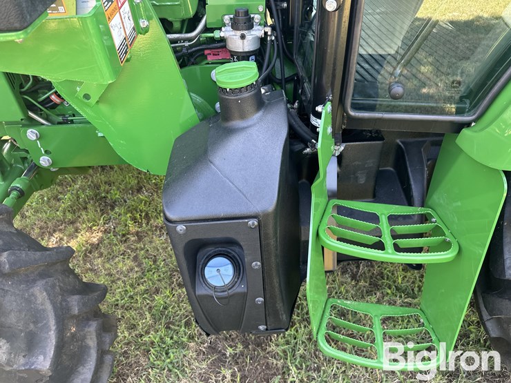 2024-john-deere-5100e-image-17