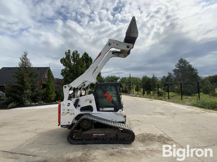 2021-bobcat-t870-image-9
