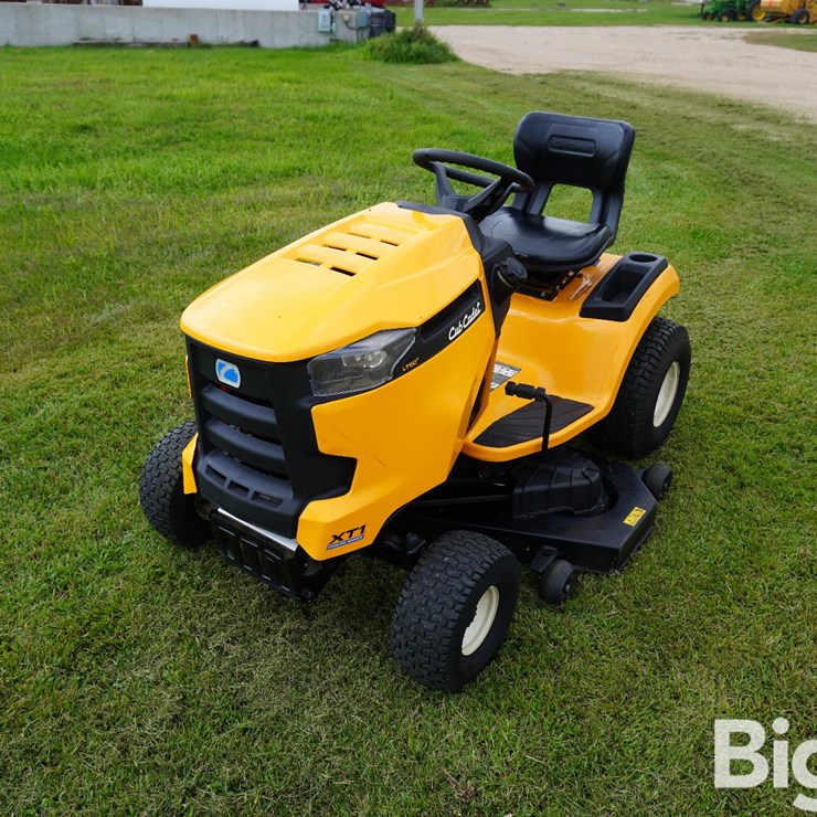 2019 Cub Cadet LT50 50" Lawn Tractor