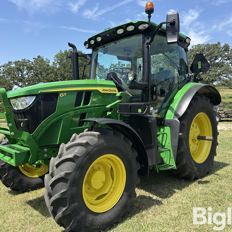 2022 JOHN DEERE 6R 110