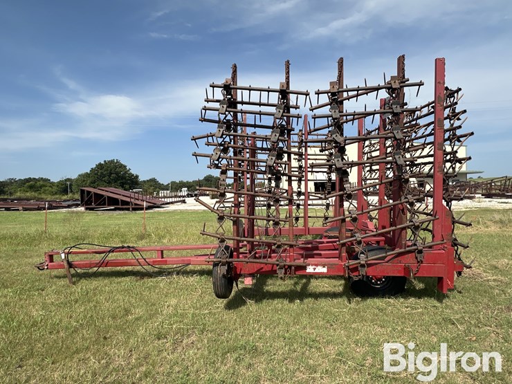 martens-manufacturing-pull-type-12-bar-spike-tooth-harrow-image-8