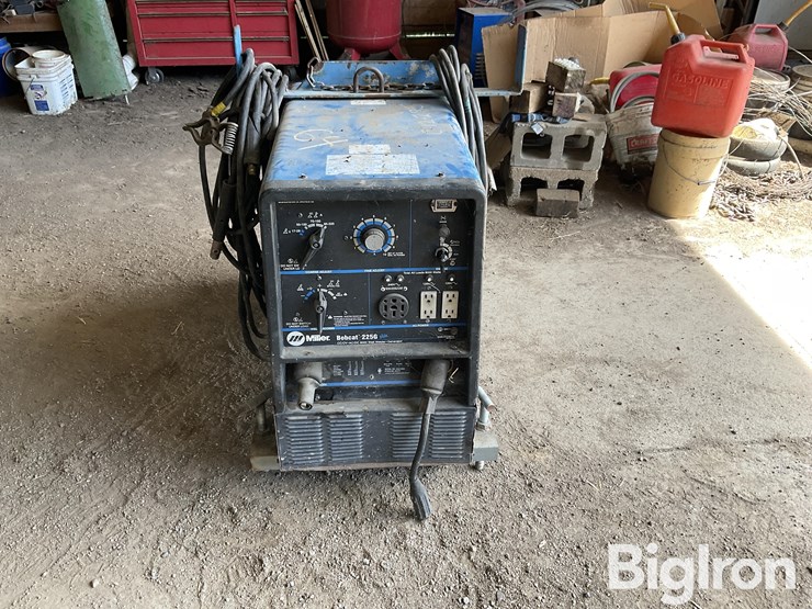 1997-miller-bobcat-225-image-2