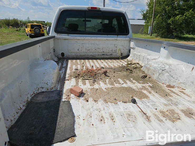 2001-ford-f250-image-17