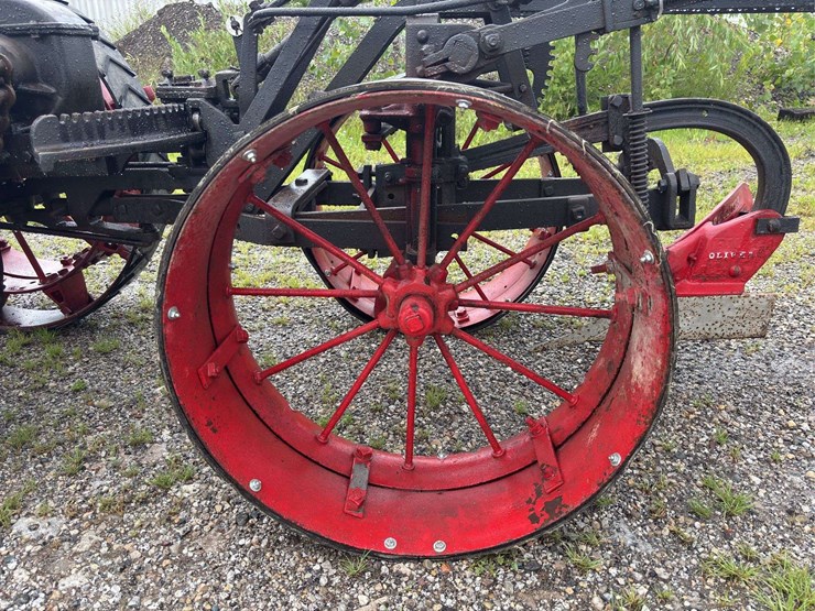 centaur-model-g-6-12-plow-image-27