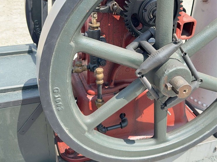 3-hp-international-harvester-“famous”-vertical-engine-image-10
