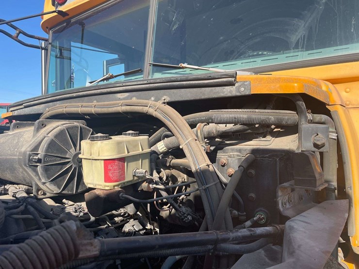 2002-bluebird-school-bus-image-88