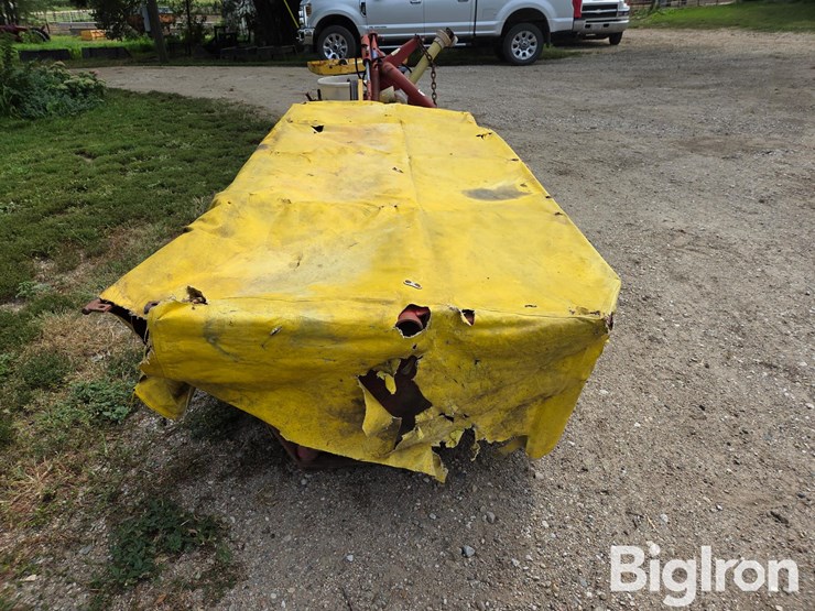 new-holland-465-image-4