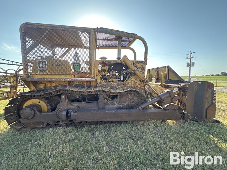 1974-caterpillar-d7f-image-4