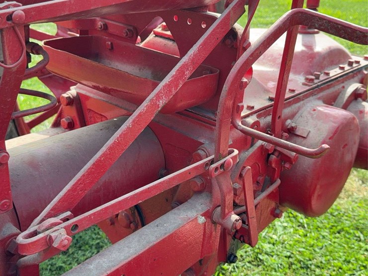farmall-f-14-image-58