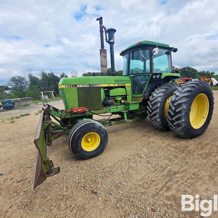 1979 JOHN DEERE 4640