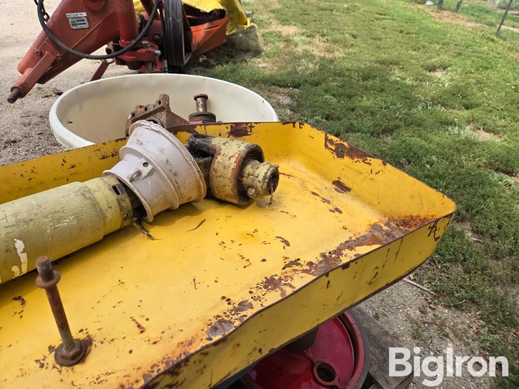 new-holland-465-image-10