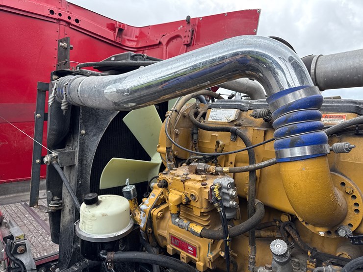 2014-peterbilt-389-image-56