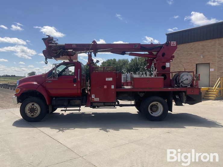 2006-ford-f750-xlt-image-8