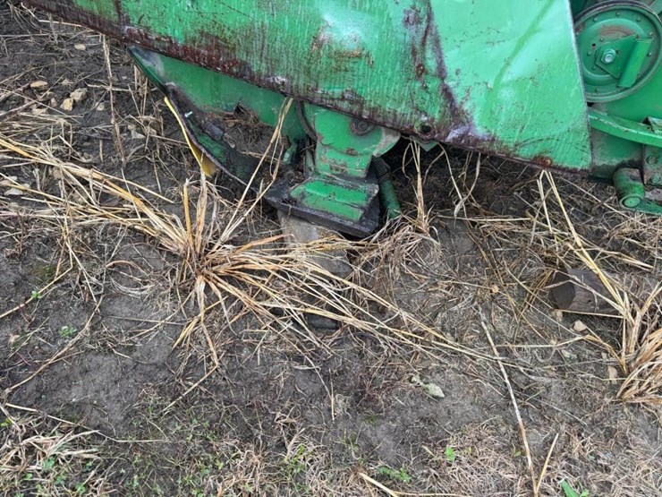 john-deere-216-image-9