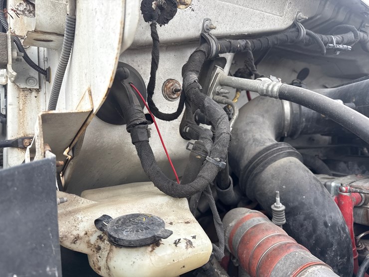 2012-ford-f750-image-126