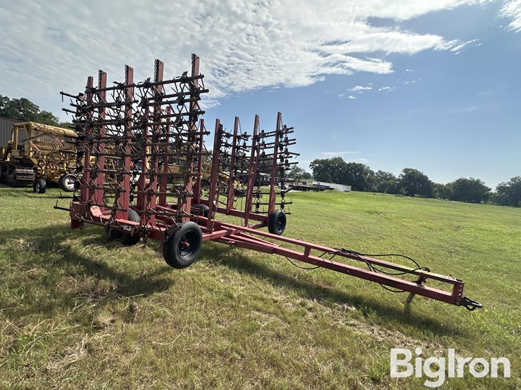 martens-manufacturing-pull-type-12-bar-spike-tooth-harrow-image-4