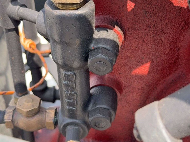 2-hp-international-harvester-“famous”-vertical-engine-with-cooling-tank-image-23