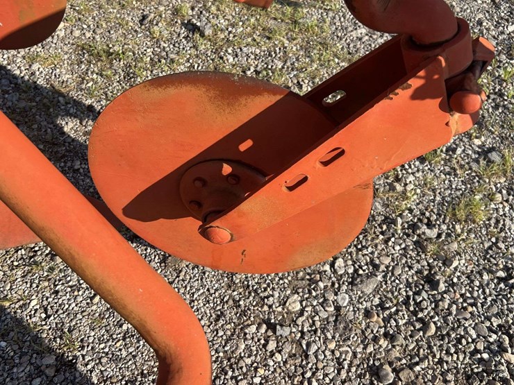 moline-5-bottom-plow-image-22