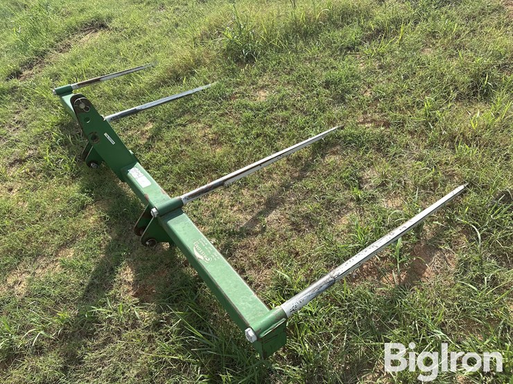 tri-l-3-pt-4-prong-bale-spear-image-1