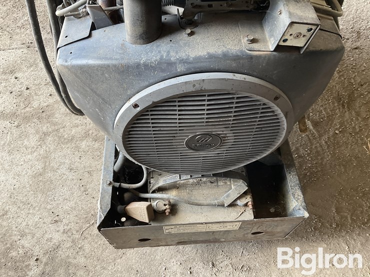1997-miller-bobcat-225-image-12