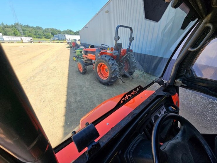 kubota-rtv900-image-44
