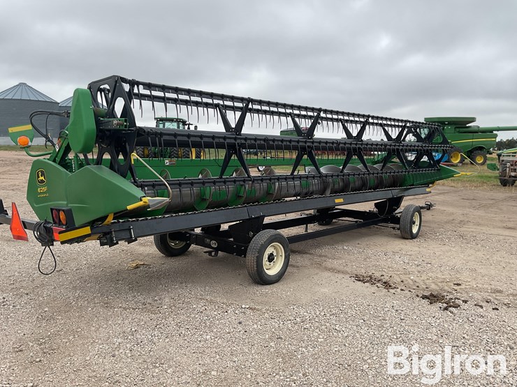 2006-john-deere-625f-image-3