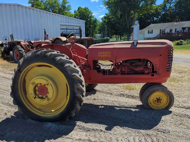 massey-ferguson-101-image-4