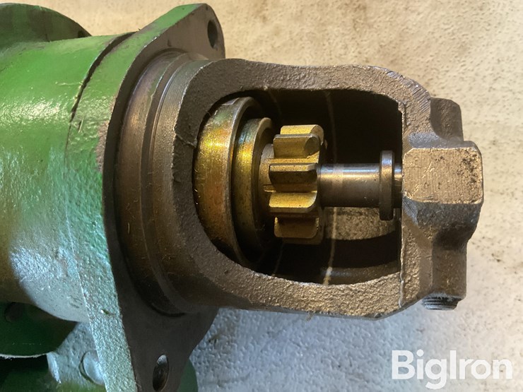 john-deere-24-image-10