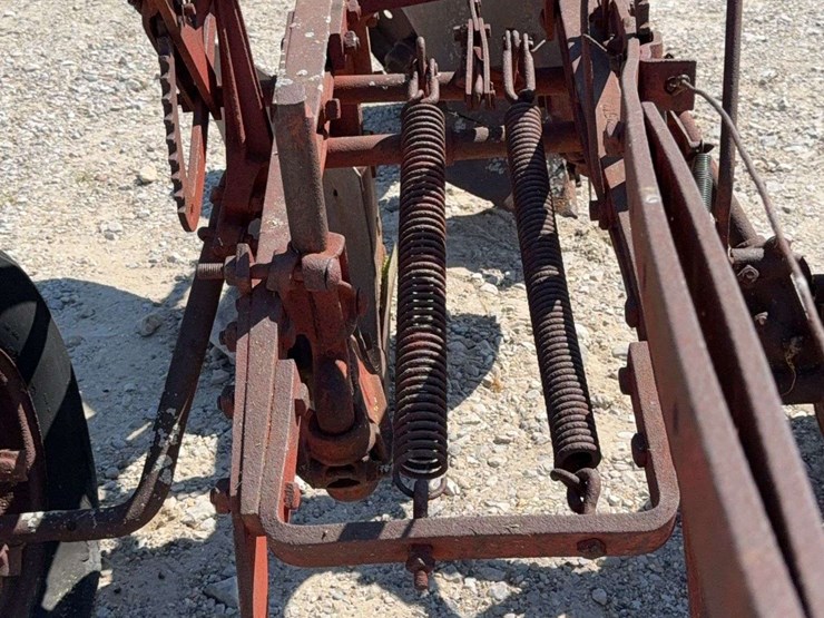2-bottom-plow-image-17