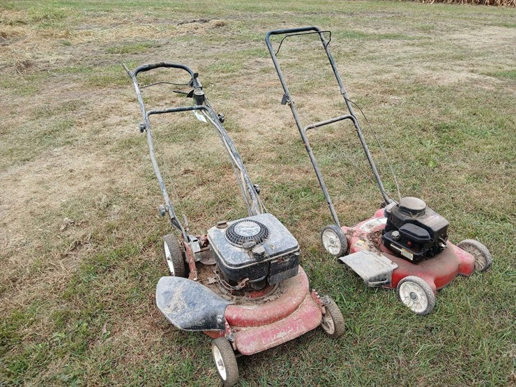2-lawn-mowers-image-2