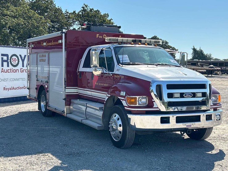 2005-ford-f650-image-4