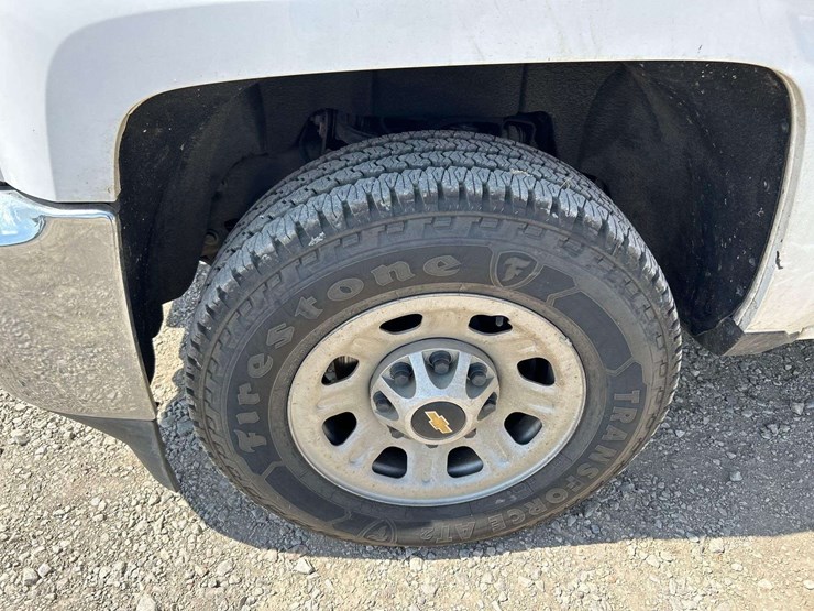 2017-chevrolet-silverado-3500-image-23