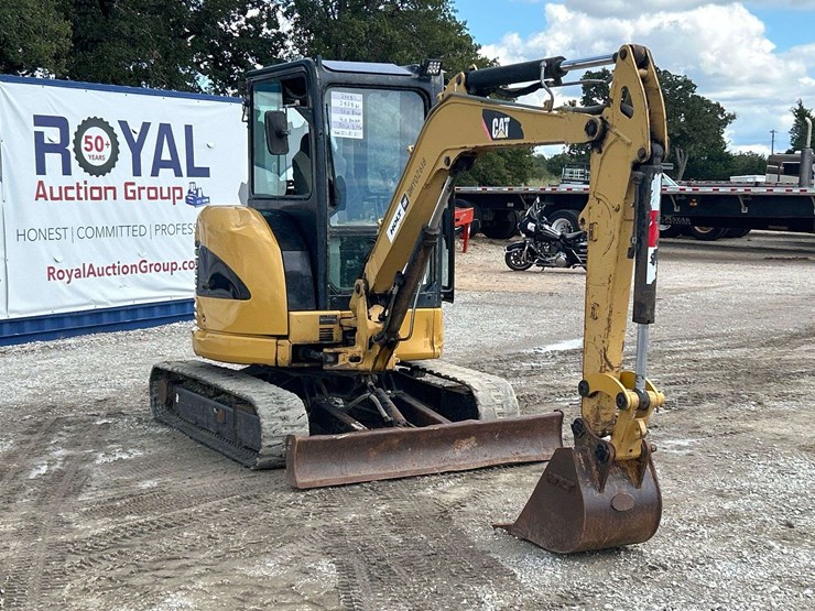 2008-caterpillar-303.5c-image-4