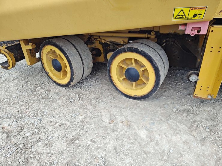 2013-caterpillar-ap-500e-image-14