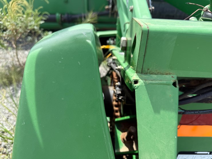 john-deere-635f-image-11